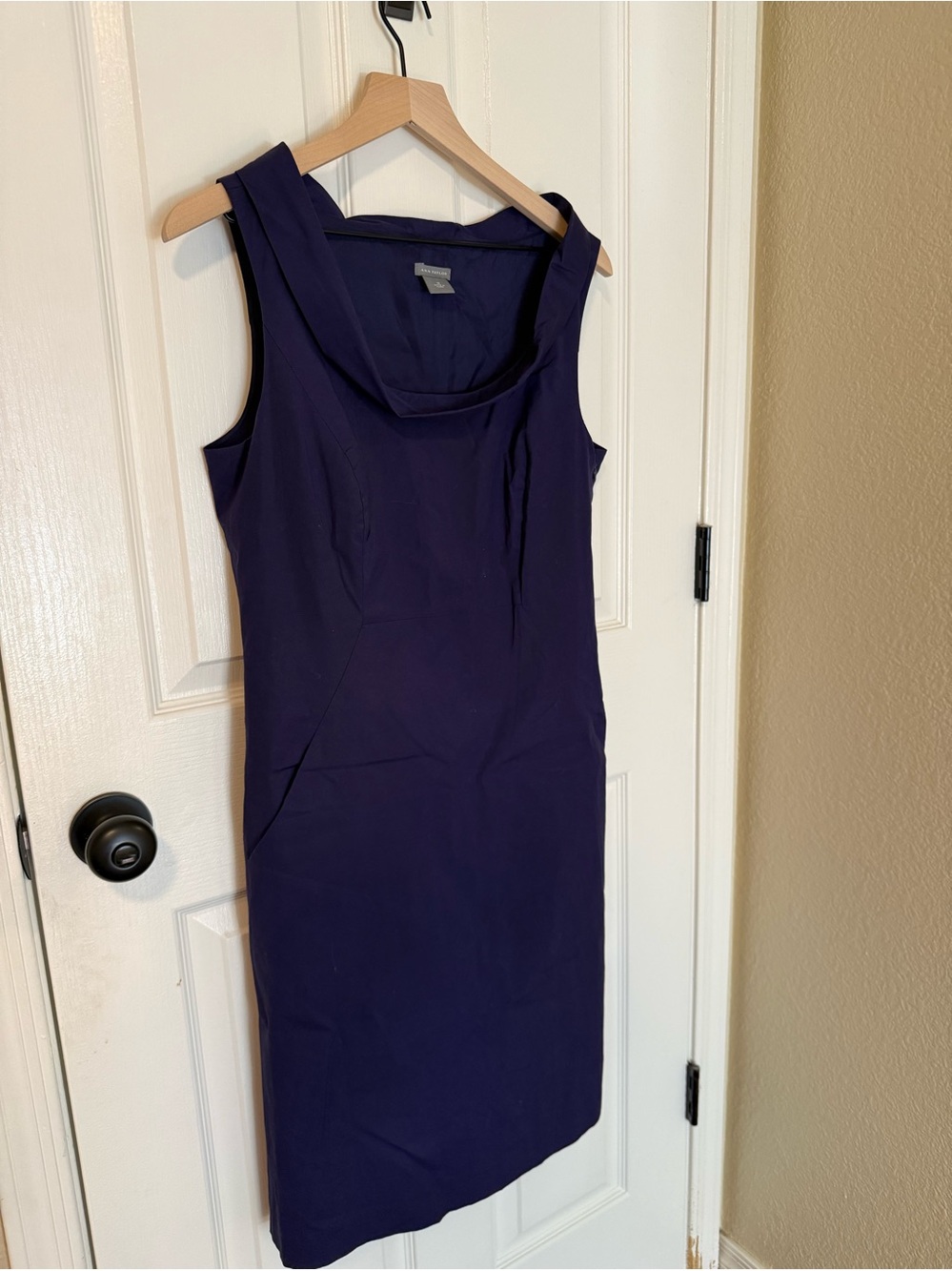 ANN TAYLOR Sleeveless Purple Sheath Dress, Size 10